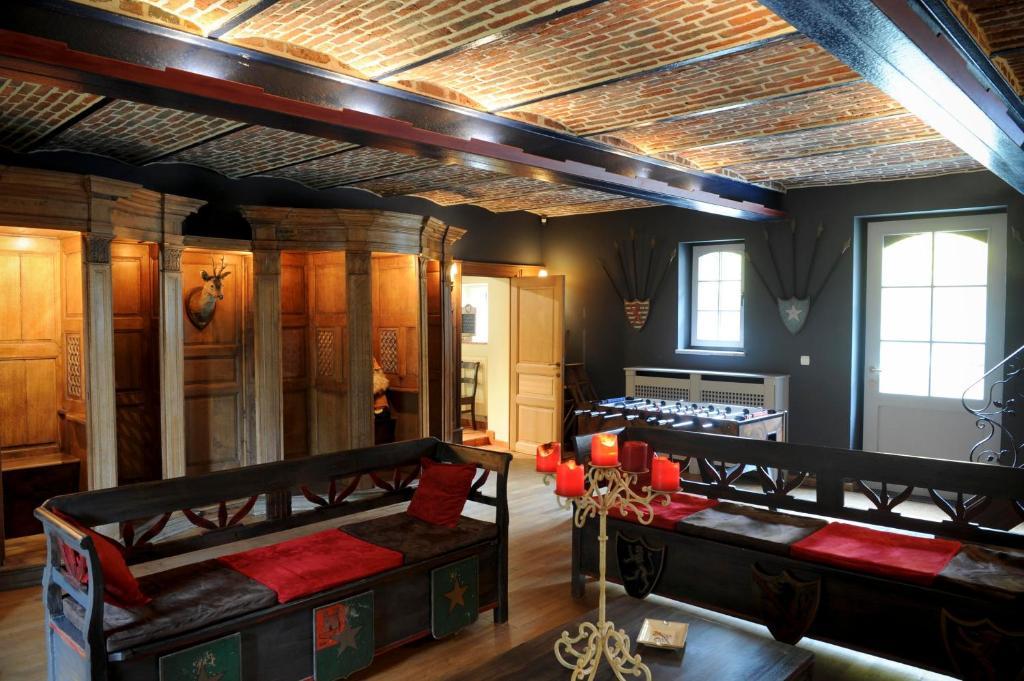 Les Confidences De Messire Sanglier, Stylished Guest Houses Beauraing Room photo